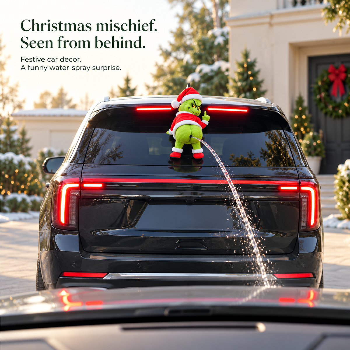 🎄 Funny Water-Spraying Christmas Car Decoration – A Cheeky Holiday Surprise 💦