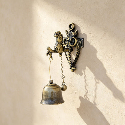 🔔 Vintage Hummingbird Doorbell – Antique Brass Hanging Bell for Home & Garden
