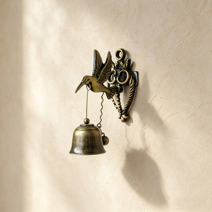 🔔 Vintage Hummingbird Doorbell – Antique Brass Hanging Bell for Home & Garden