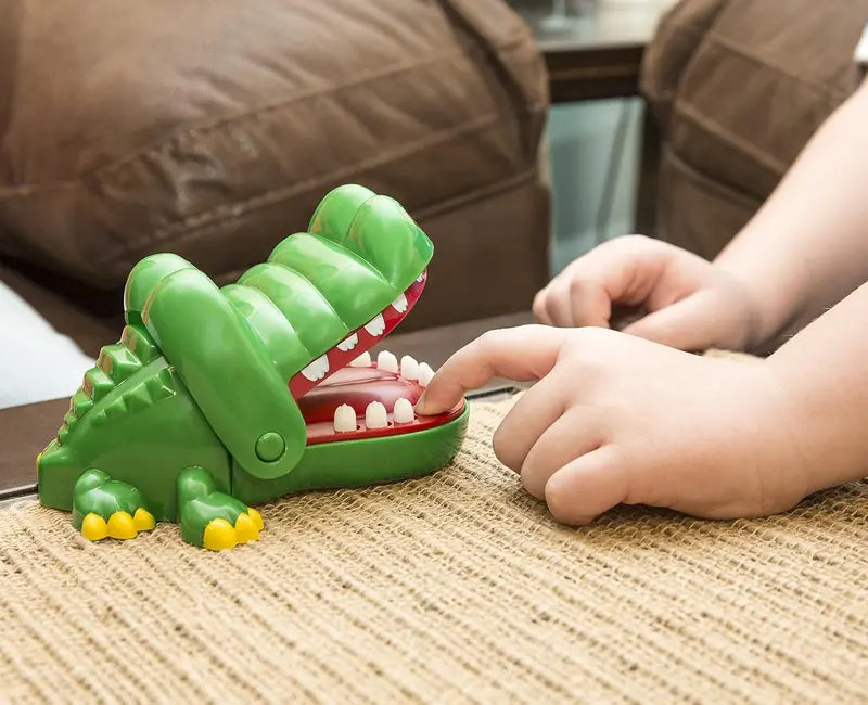 Funny Finger Dentist Game, Tricky Crocodile Teeth Prank Gag Gift Toy