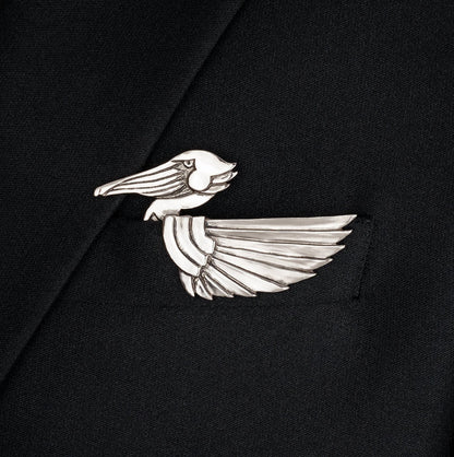 🐊✨ Luxury Sculpted Animal Brooch – Premium Statement Piece for Suits & Blazers