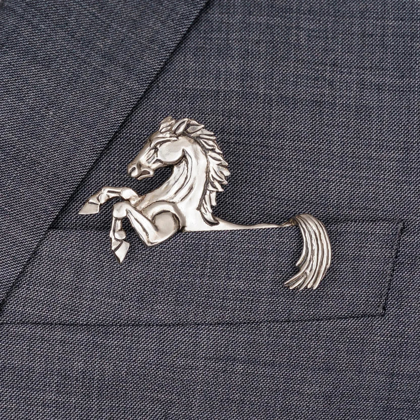 🐊✨ Luxury Sculpted Animal Brooch – Premium Statement Piece for Suits & Blazers