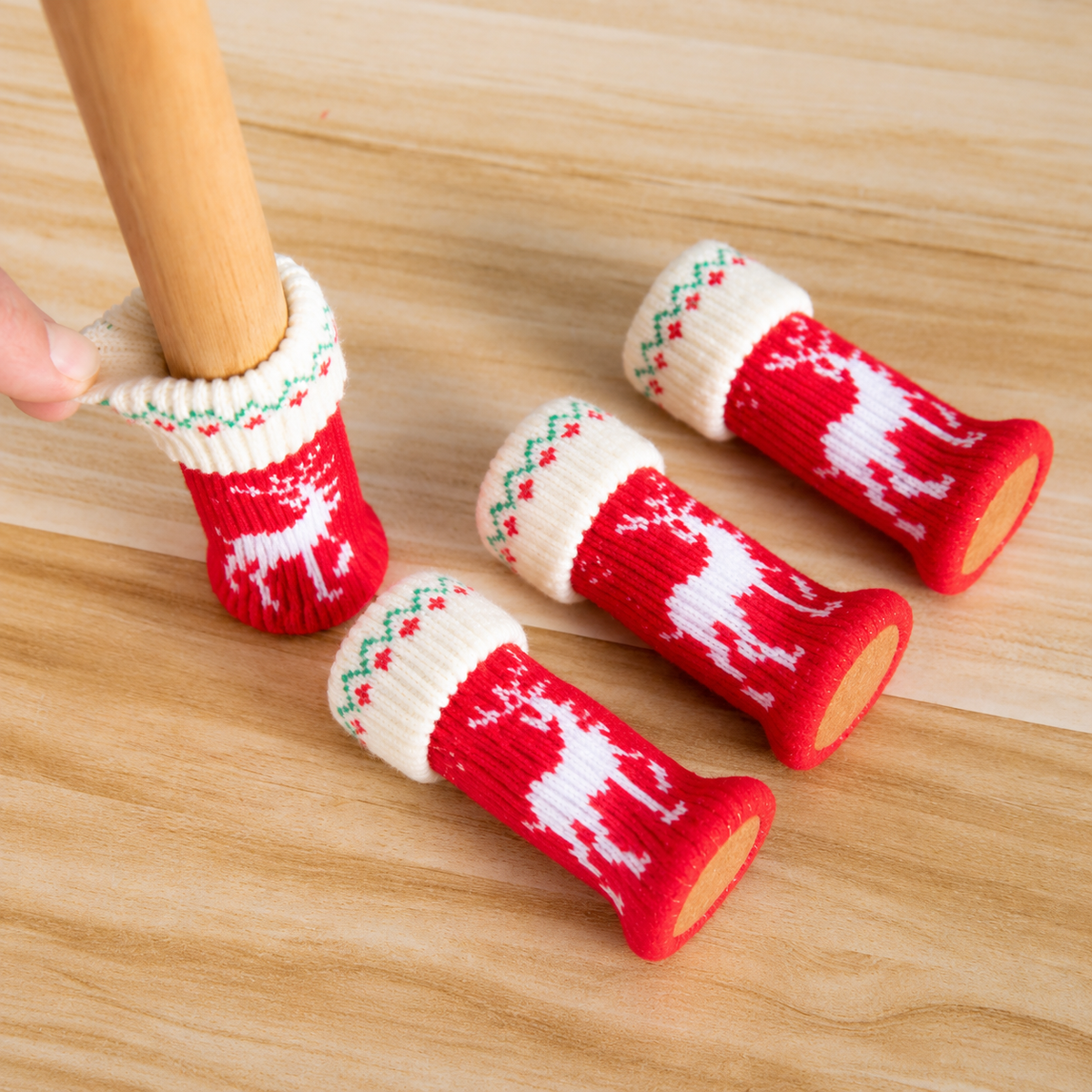 🎄 Christmas Chair Leg Socks – Festive Knitted Covers for Floor Protection