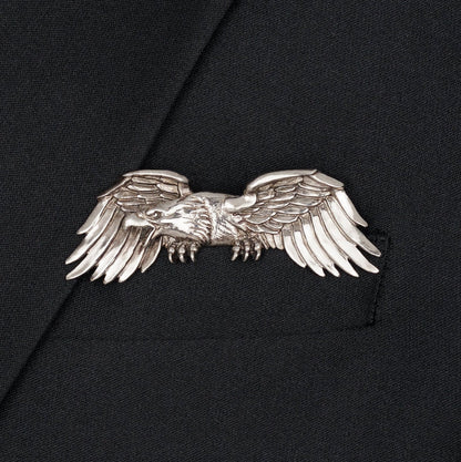 🐊✨ Luxury Sculpted Animal Brooch – Premium Statement Piece for Suits & Blazers