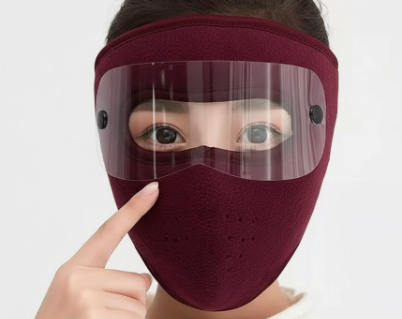 ❄️ Cozy Winter Face Cover with Clear Eye Shield – Comfort for Chilly Days Outdoors