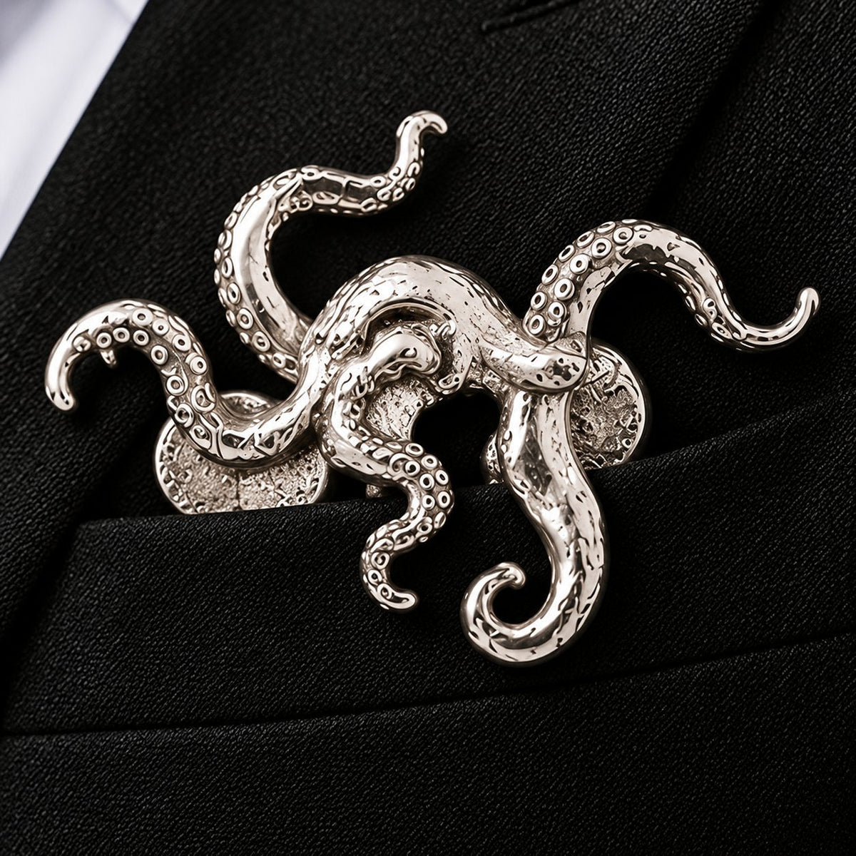 🐊✨ Luxury Sculpted Animal Brooch – Premium Statement Piece for Suits & Blazers