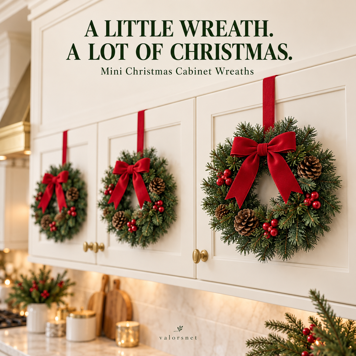Christmas Mini Artificial Cabinet Wreaths — Maximum Holiday Magic