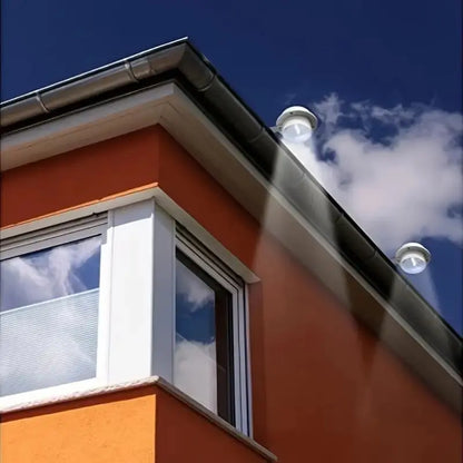 Solar Outdoor LED Gutter Lights, Adjustable Water-Resistant Smart Light Control Sensor Lamp